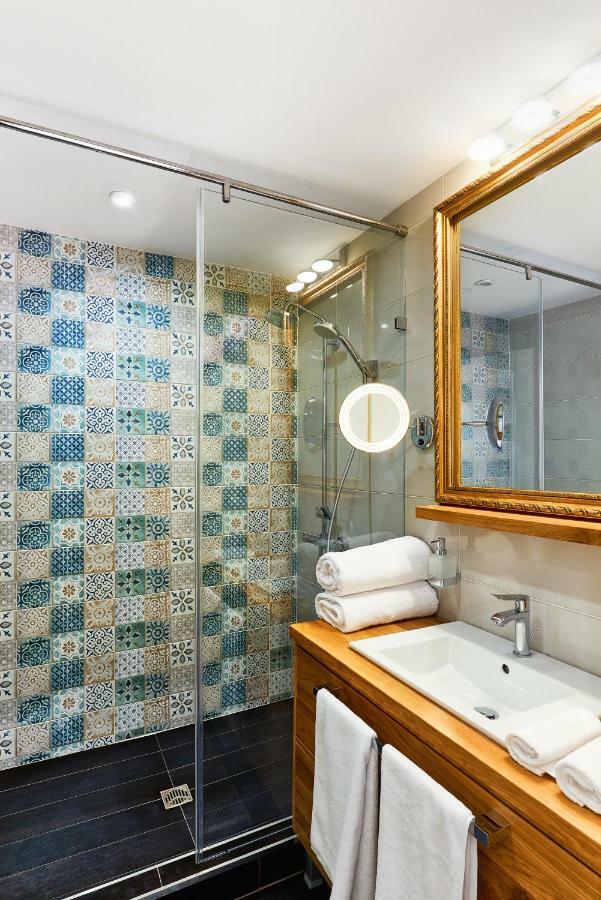 Stylish And High-End Designer Apartments In City Center Sofia Extérieur photo